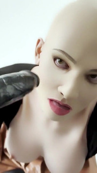 Maschera femminile - gioca, succhia e finisce con uno sperma esplosivo