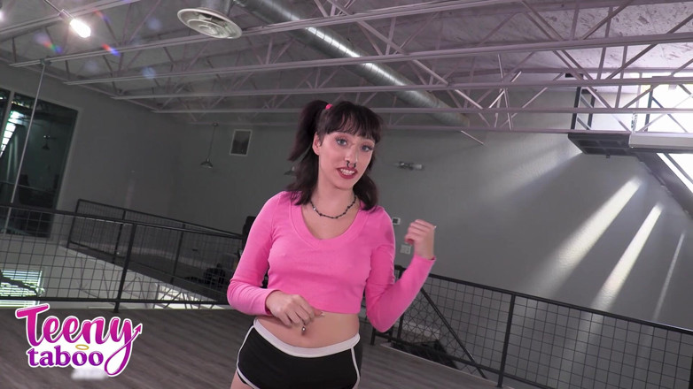Teenytaboo: Anal kremówka Anny