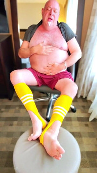 Beardaddychub honí pro fanouška!