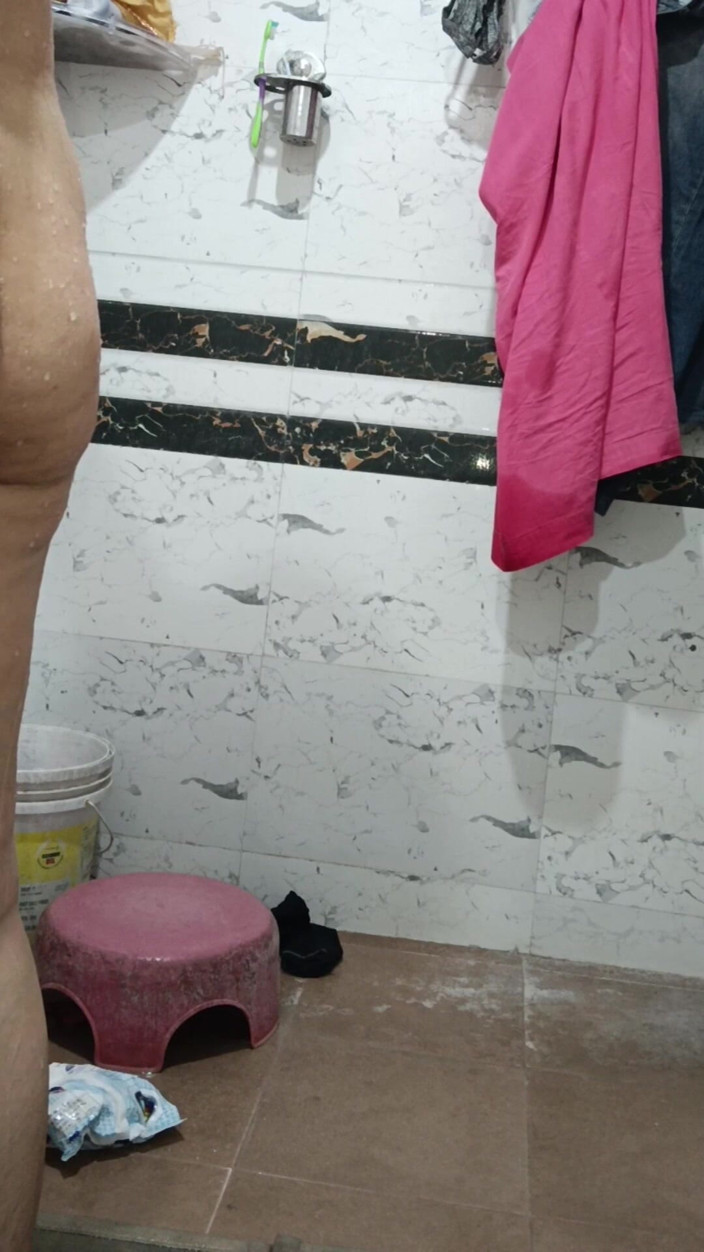 Priyahot77: Priya si kakak ipar india tanpa pertunjukan painty lengir
