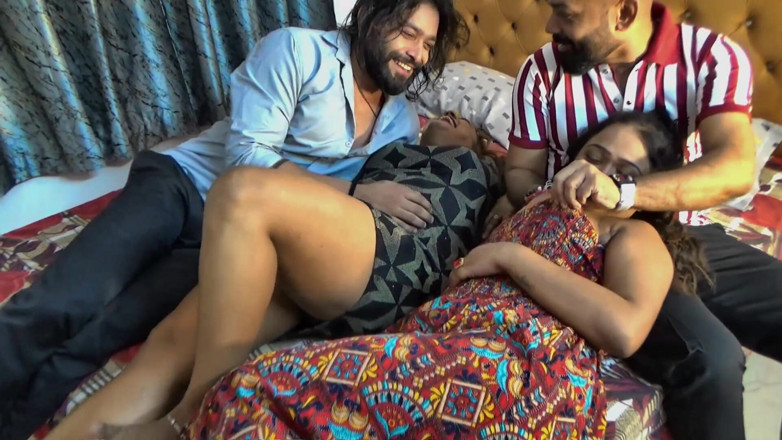 Uncutadda: Dos parejas disfrutaron del sexo juntas e intercambiaron esposas
