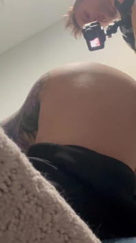 Krismas dubur dengan Santas Roomate, batang 8 inci memusnahkan dubur selepas blowjob deepthroat