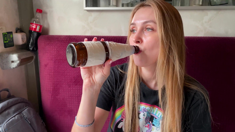 Alina Rai: Andere reisende im zug gefickt ... -Hast du einen ehemann? Ja! Oh...