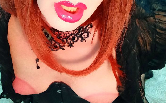 Emma Browne: Capezzoli gonfi ragazza trans sborra grande momento