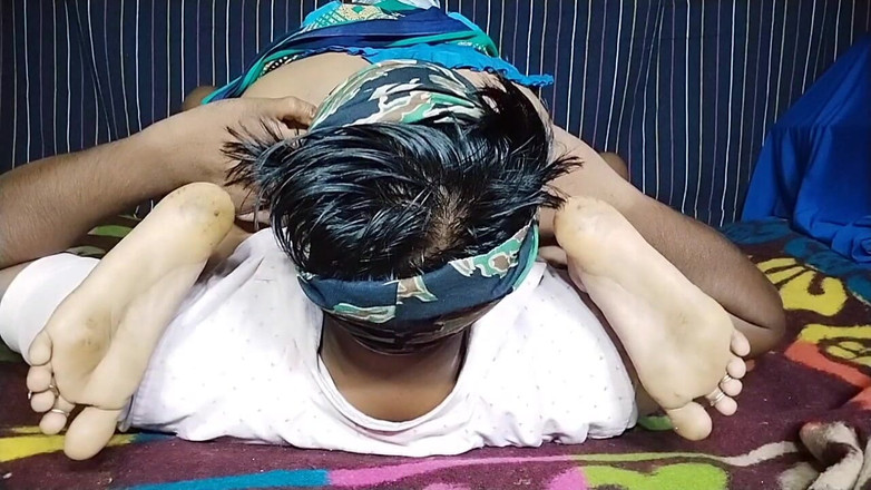 Rakesh: 拉尼德西哥的性姐夫操了大嫂好姐夫，把他的生命放在小嫂的阴户里