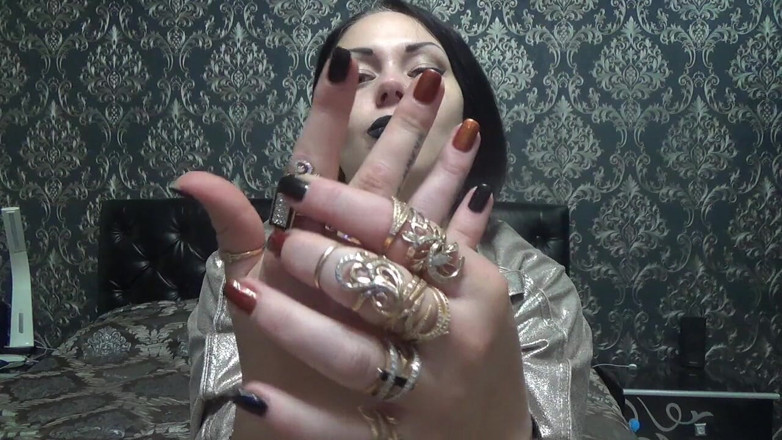 Goddess Misha Goldy: Golden ringe necken und HJ! Jewerly fetisch!