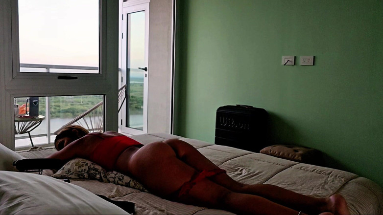 Young big apple: Ayah tiri saya mengejutkan saya dari belakang - dia meniduri vagina...