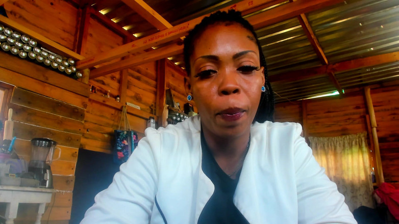 AnalEbony: Role-play manažer s velkým zadkem dává rozhovor s potenciálním zaměstnancem...