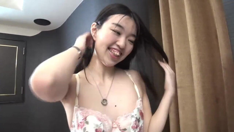 Sky Angel: 흑인 대물 자지에게 따먹히는 아시아 소녀