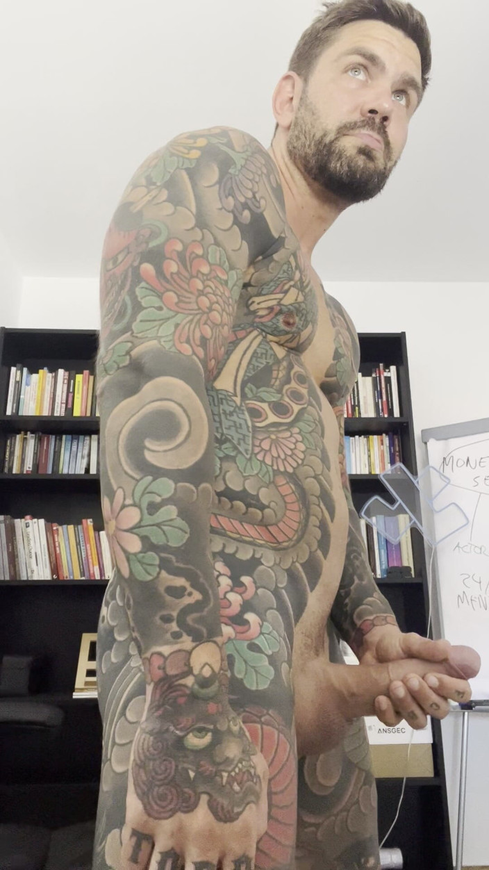 Juan Lucho Gay: Young Man Masturbates in the Office