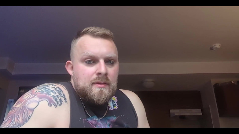 WolfgangWhite: 舔你的直继兄弟的脚
