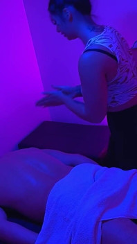 El masaje sensual aumenta rápidamente | Queeniegee - Mrbritainx