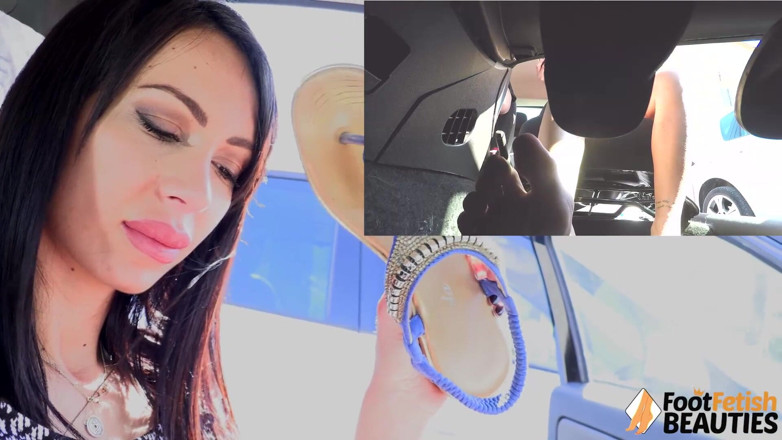 Foot Fetish HD: Daniela喜欢踏板抽插