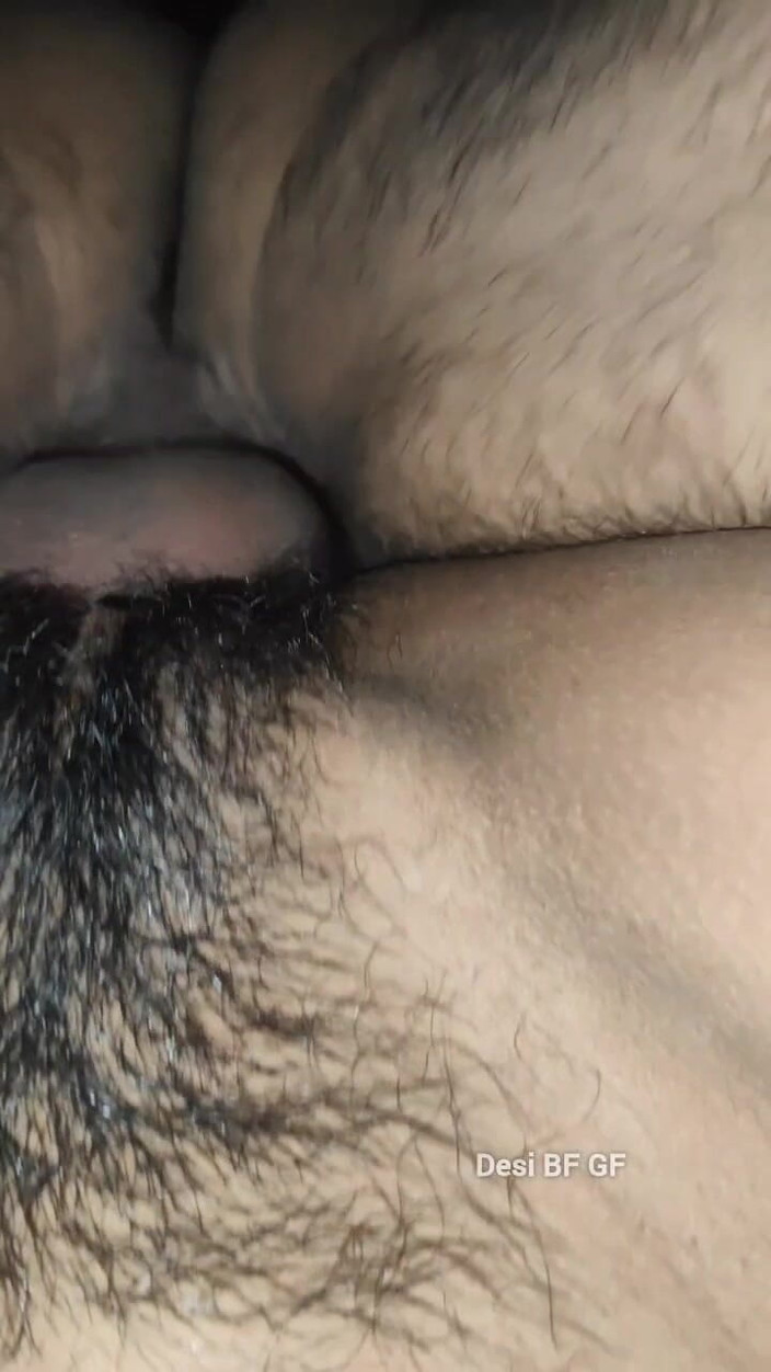 Manoj12015: Sání chlupaté krémové růžové kundičky mé přítelkyně a hraní s...