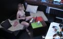 Scandalous GFs: Meine geile stieftochter berührt sich live vor der webcam verführerisch