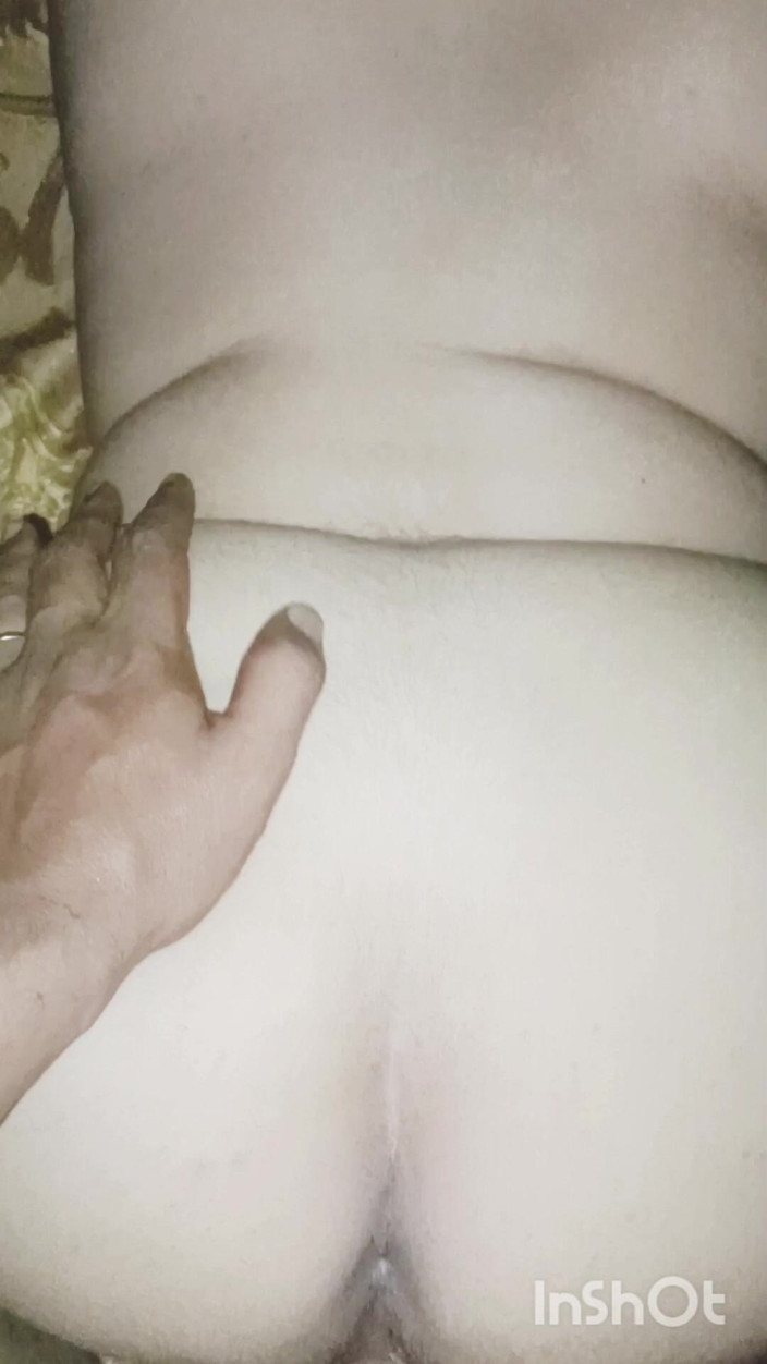 Chubb_wife77: เมียอวบเพลิดเพลินกับการเย็ดในท่าหมา