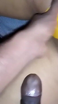 Když můj nevlastní bratr vidí, jak si moje nevlastní sestra vede, je naštvaný