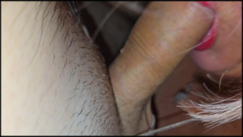 Anna Fire: Ho toccato la mia matrigna e ho finito per scoparla