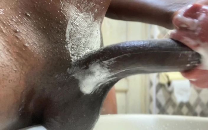 Bbc-godaddy: Military BBC Teen Jerking off in the Washroom Part 2