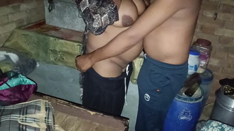 Bhabhi UP: Najma Bhabhi Ki Dekh Toh Main Mad Ho Gaya Bhabhi...