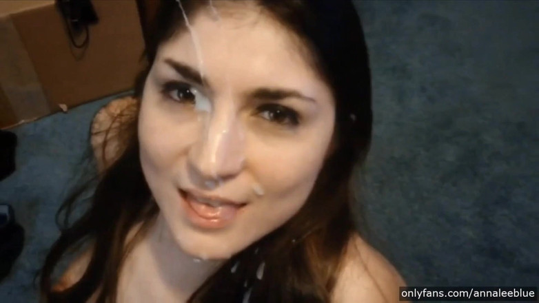 Annalee Blue: Kovboy kıza biniyorum ve götüme boşalana kadar arkadan sikiliyor ve...