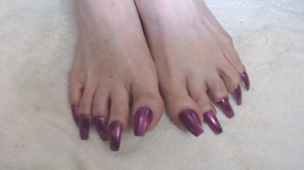 Abby Anna: Super longas unhas rosa metálicas
