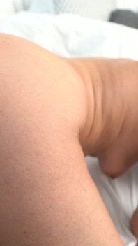 Mature MILF Cyndi Sinclair Caught a 18 Year Old Boy Masturbating and Gives Him a Little Help!