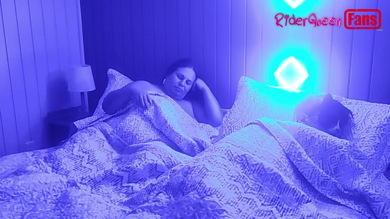 Riderqueen: ビッグアスBBWの妻、スローモーションファンのみ