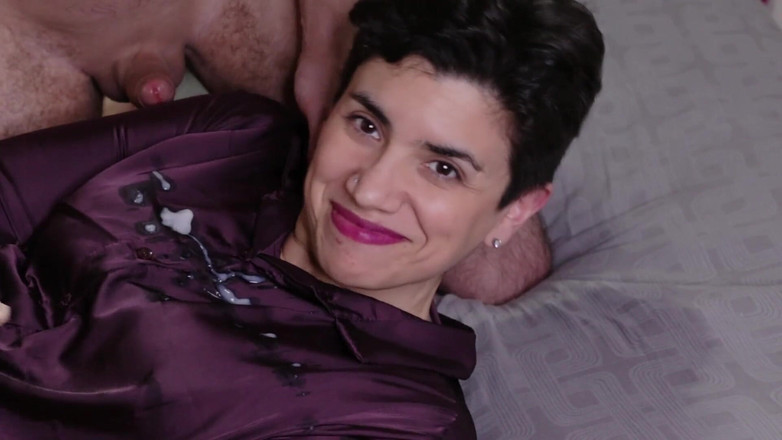 TheArtOfCum: Klaarkomen op paars shirt