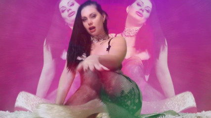 Goddess Misha Goldy: Adulmecă și spermă cu curul tău umplut de pulă ca o...