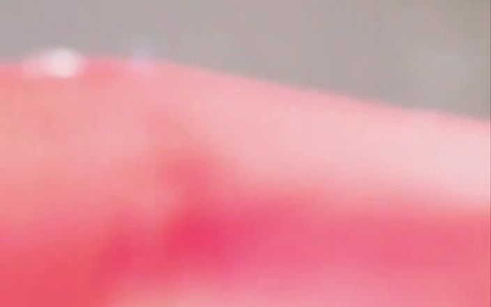 Slutboyben: Con cu đĩ phục tùng gợi cảm
