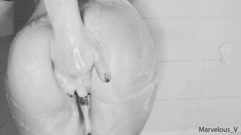 Marvelous V: Sexy hot amateur teen teasing in a shower rubbing her...
