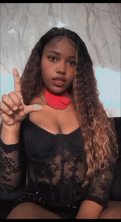 Minayi: Eu não peço permissão, eu destoo o ritmo e decido...