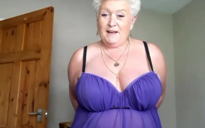 Uk Joolz: Stream Started