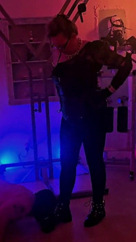 Monika Schmidt Addestramento Di Pompino Cornuto Strapon Cagna Che Sputa Umiliazione Verbale