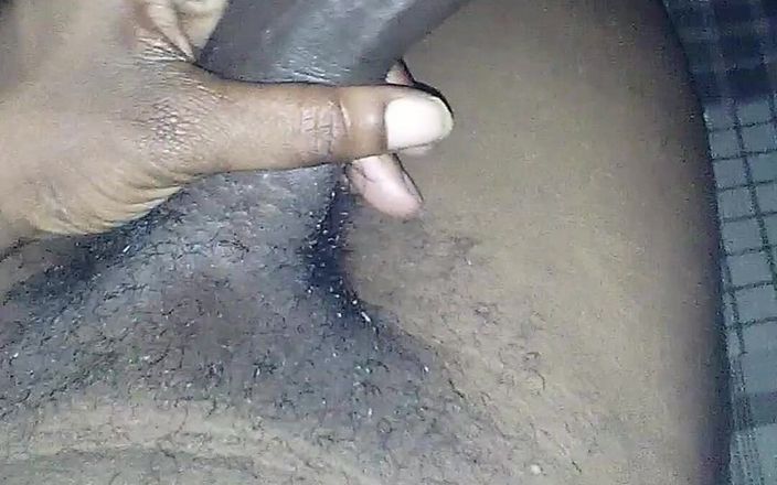 SweetDWillie456: 爸爸顶着巨大的大黑屌