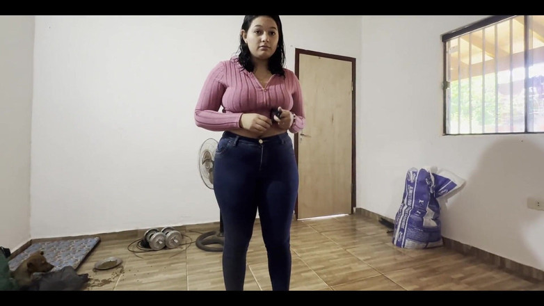 Holycandy: J’ai surpris mon beau-fils en train de renifler ma culotte...