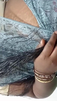 Tamilische ehefrau bittet ihr devar um hilfe, Er verlangt schwanzlutschen, ich habe gelutscht, lutschen und in den mund kommen