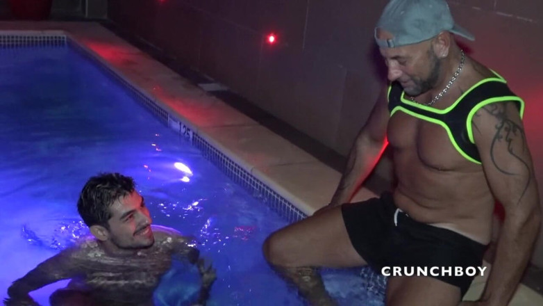 Very discreet straight boys curious: Сексуальную французскую позу трахнул грубо паренек-натурал Влад Замок