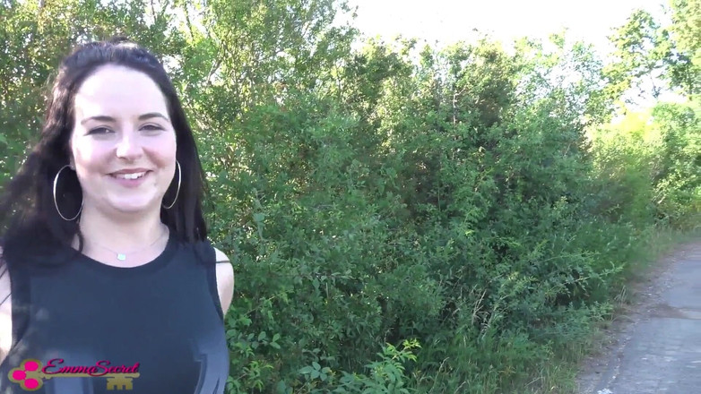 Emma Secret: Too Bold! Convinced to Fuck in the Middle of the...