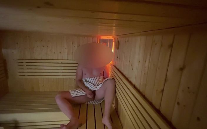 Lucas Nathan King: Enorme ejaculação aliviando na sauna | Quase pego se masturbando