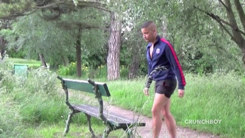 Crunch Boy: latino fodido em floresta de cruzeiro por X XL COCK