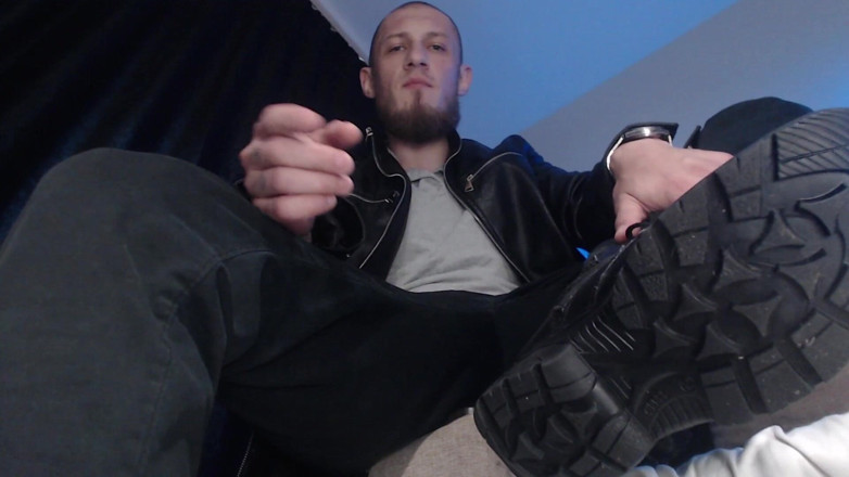 Hunky time: Straight Alpha, Domination with Feet, Spitting and Cum