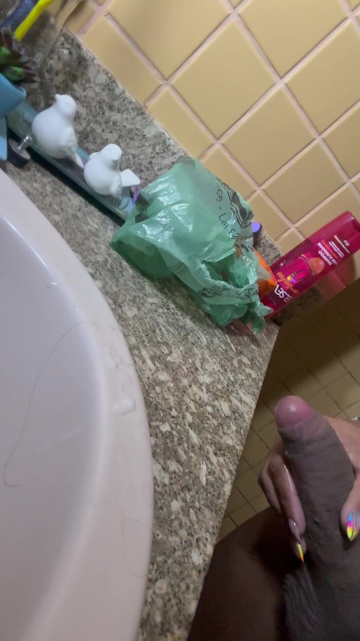 Bianca Herrera: Mă joc cu mine, având o masturbare frumoasă