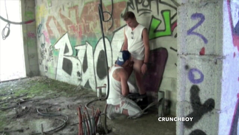 Crunch Boy: Riley TESS scopata dal top biondo Kameron FROST