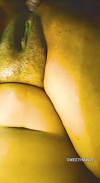 Cô vợ âm hộ béo được đụ vào cả hậu môn và âm hộ