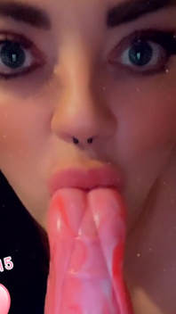 I Can’t Wait to Put This Deep in My Pussy on Cam Later Today