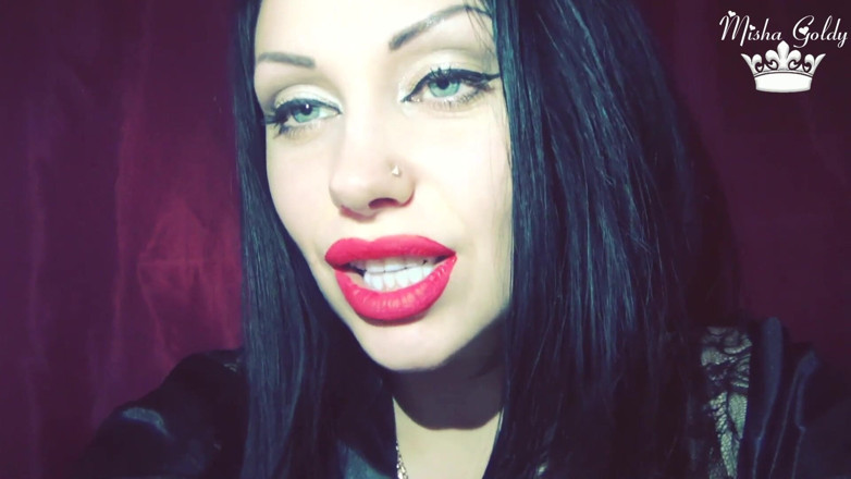 Goddess Misha Goldy: Il rossetto rosa è il tuo punto debole
