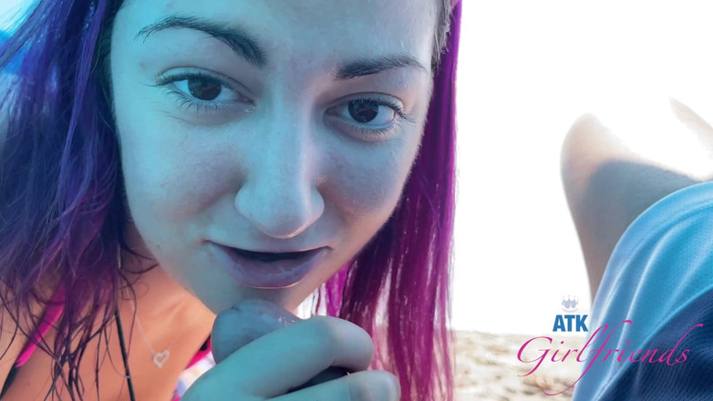 ATK Girlfriends: Virtuální datum