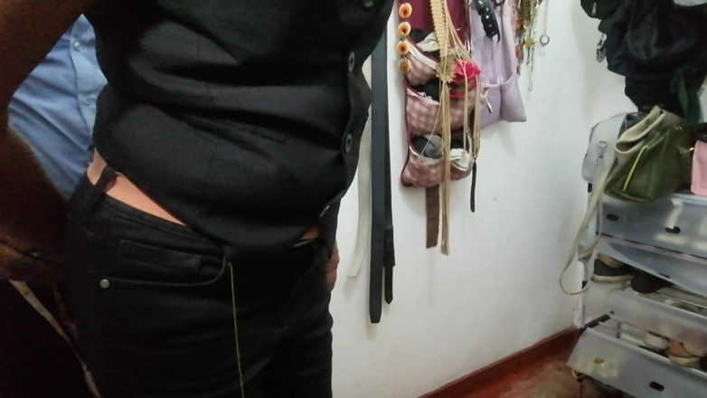 Tina Baby: Clube milf se preparando para fazer seu vestido